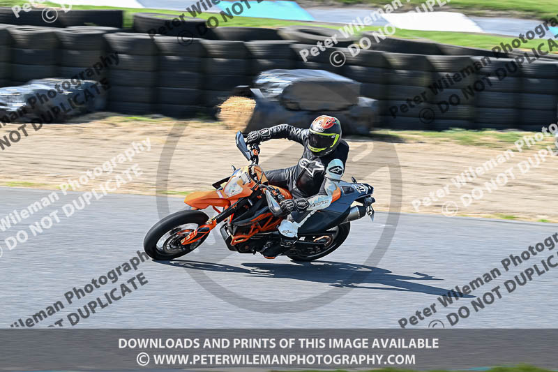 enduro digital images;event digital images;eventdigitalimages;lydden hill;lydden no limits trackday;lydden photographs;lydden trackday photographs;no limits trackdays;peter wileman photography;racing digital images;trackday digital images;trackday photos